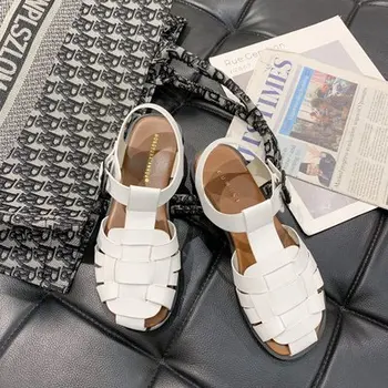 2020 pomlad in poletje nove ženske čevlje tkane votlih Rimskem slogu baotou sandali ženske ravno dno priložnostne divje