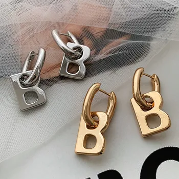 HUANZHI 2020 New Metal Geometrijske Črka B Zlato, Srebro Izmenljive Asimetrični Dvojni Namen Spusti Uhani za Ženske, Dekleta Nakit