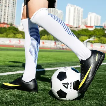 Moški nogometni čevlji nogometne čevlje, ženska bilance cleats otroci trate zaprtih šota futsal ronaldo družbe zapatos futbol 2019 chuteira