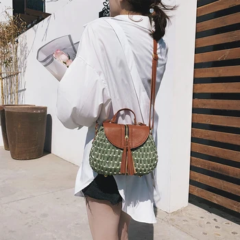 Vintage tassel sedlo rattan ženske shouder crossbody vrečke oblikovalec wikcer tkane torbice priložnostne dame poletje plaža slame torbice