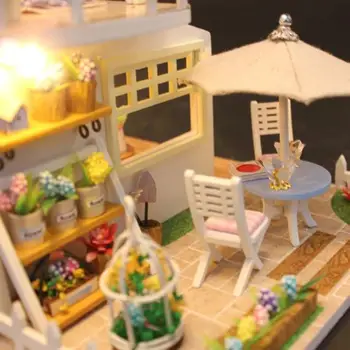 Dekleta DIY Lesa Flash Miniaturni Lutke Igrače Otroci Ročno Lutko, Hiša, Montaža Simulacije Otrok Montažo Igračo Darilo za Rojstni dan