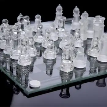 Mednarodne Šahovske Igre Luksuzni Elegantno K9 Stekleni Šah, Rokoborba Embalaža Internation Šahovska garnitura Stekla Krovu Šah Igra 25x25cm