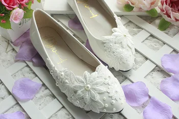 Poročni čevlji nevesta bele čipke cvet poročni čevlji ženske v visokih petah 2019 ženske črpalke nizkih petah poročni čevlji ženski čevlji 8,5 cm