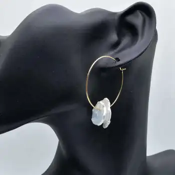 Moda baročno uhani, belo naravni biseri, velike zlate uhane, ženski uhani
